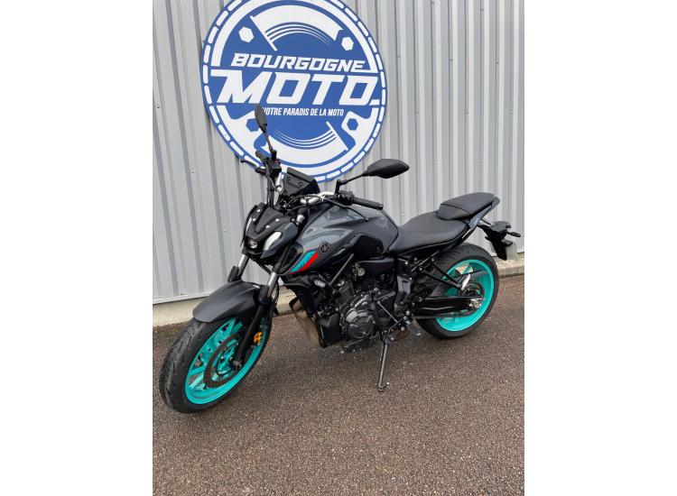 YAMAHA MT-07