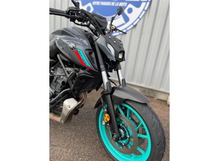 YAMAHA MT-07