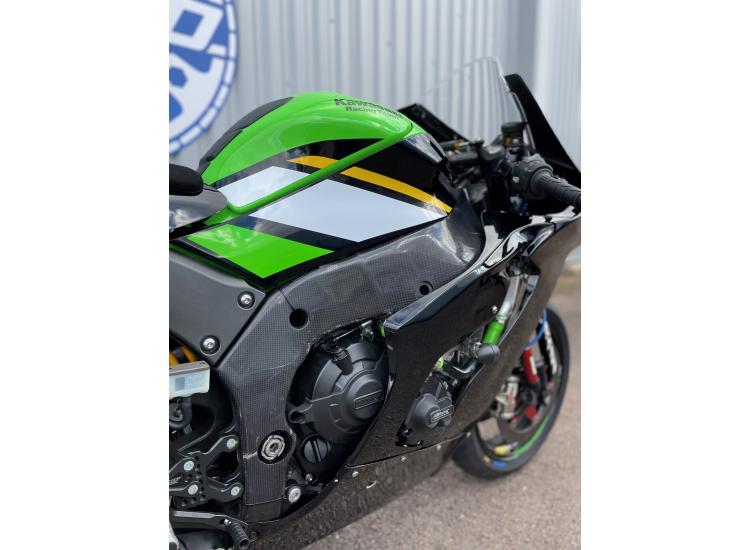 KAWASAKI ZX-10R