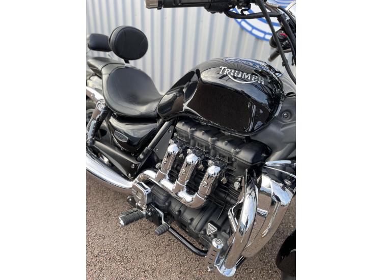 TRIUMPH Rocket III Classic