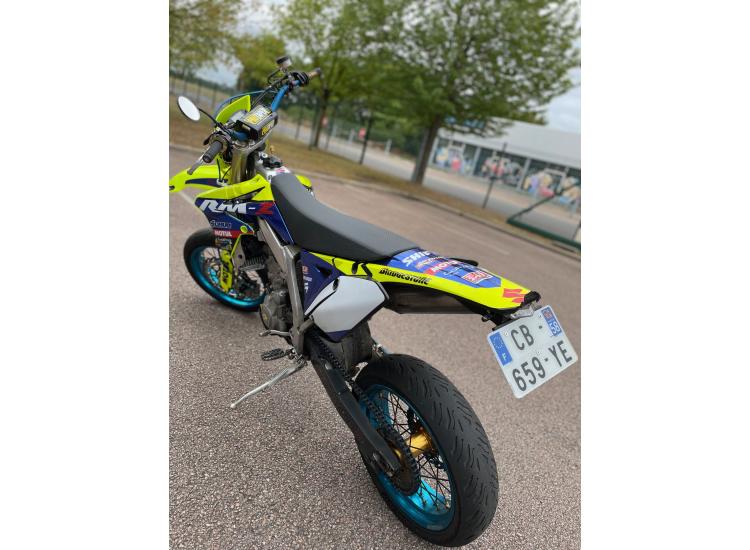 SUZUKI RM 450