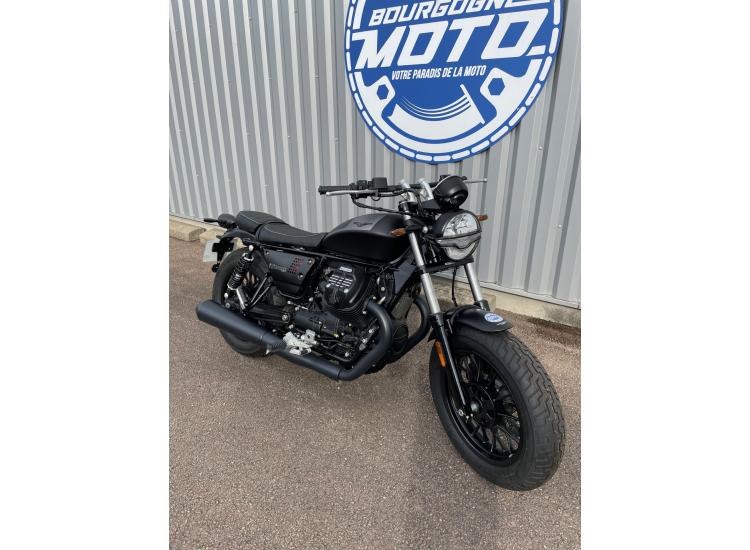 MOTO GUZZI V9 BOBBER