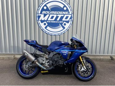 YAMAHA YZF 1000 R1