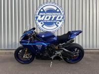 YAMAHA YZF 1000 R1