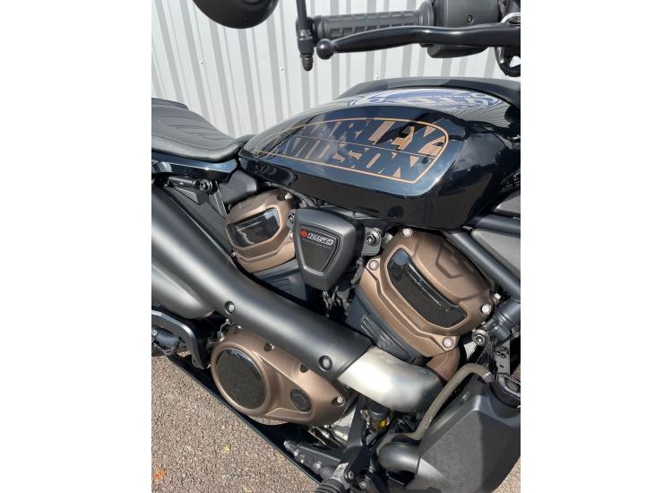 HARLEY-DAVIDSON SPORTSTER 1250 S