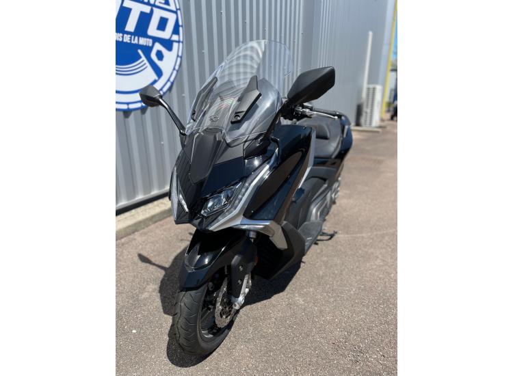 KYMCO AK 550